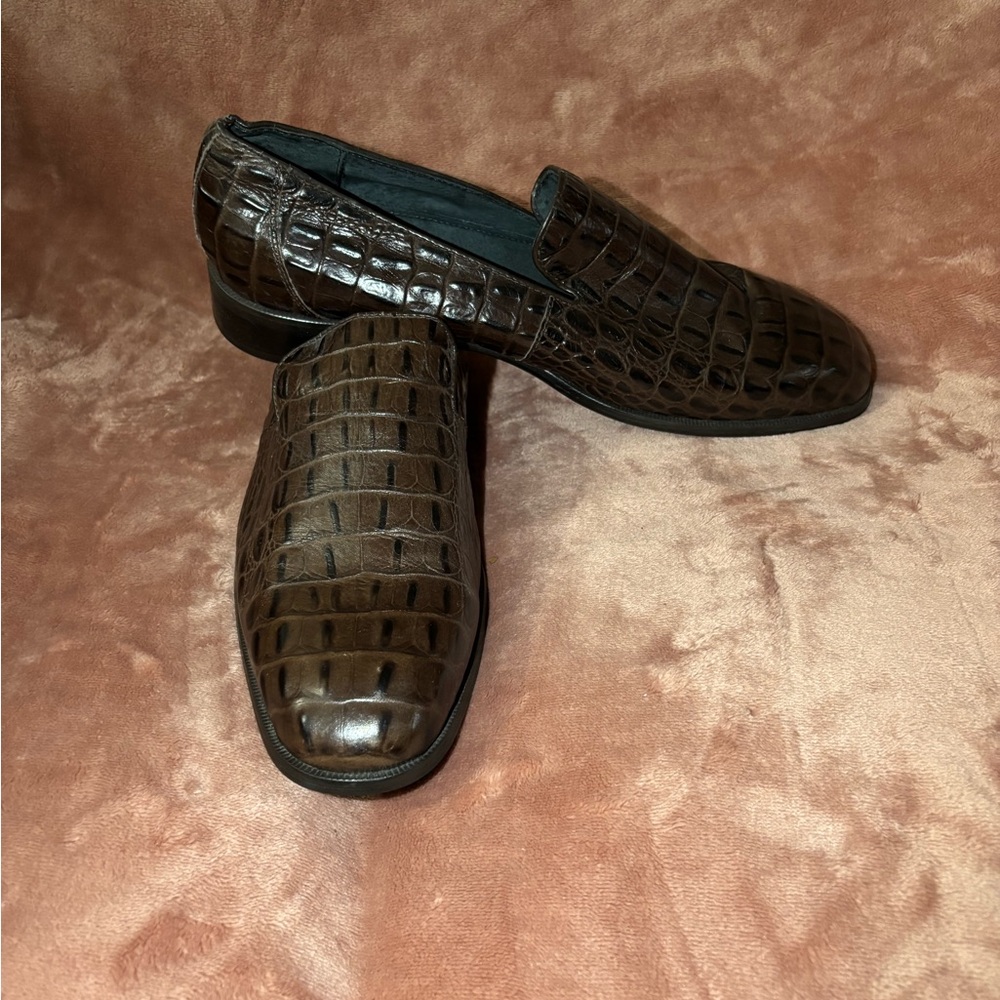 Giorgio Brutini Dark Brown Crocodile Texture Loafers